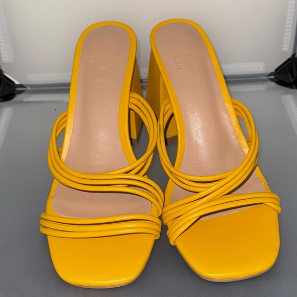 Yellow Strappy Women's Heels - Picture 1 of 3